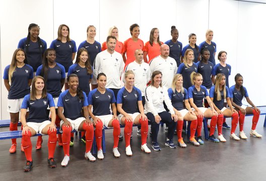 Equipe de France Féminine : les coulisses de la photo officielle 2018-2019 I FFF 2018
