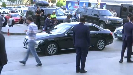 İran Dışişleri Bakanı Zarif, AK Parti Genel Merkezi'ne Geldi