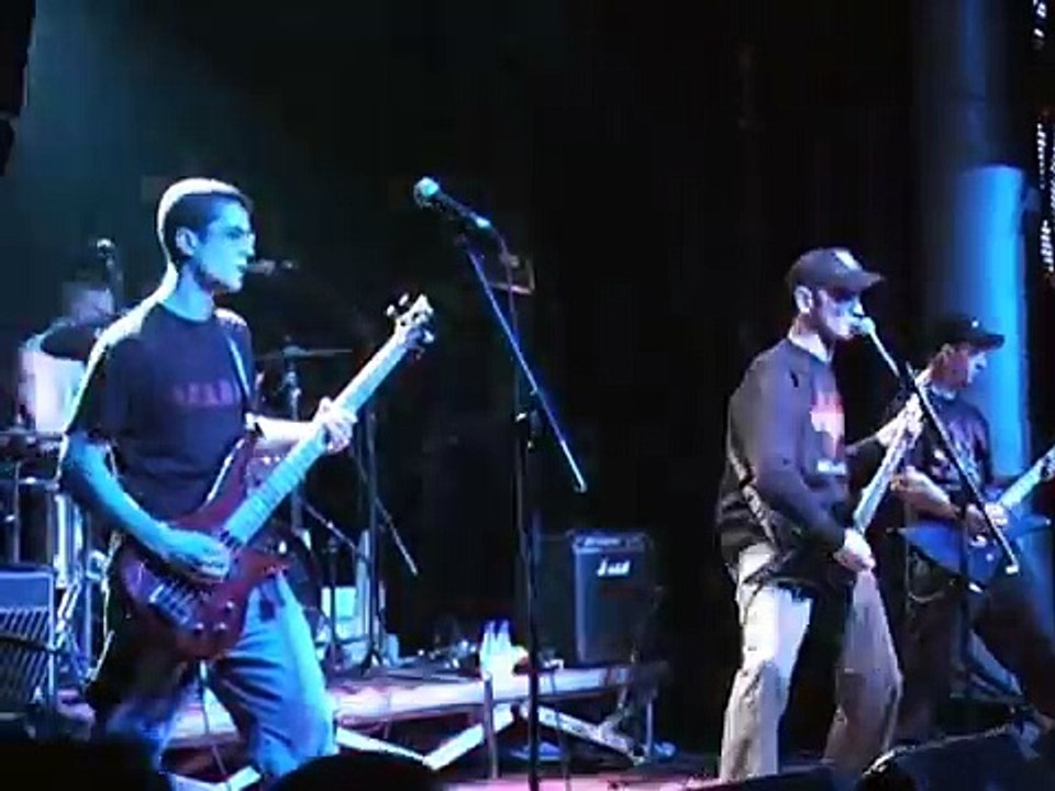 02.-Eh guarro - Batallón de Castigo en Directo. 2010