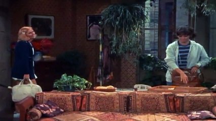 Rhoda S03E05 - H-e-e-e-r-e-s Johnny