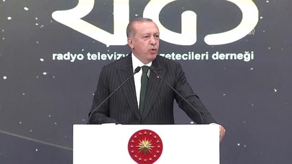 Cumhurbaşkanı Erdoğan: "Şimdi Ekonomi Üzerinden Bizi Sıkıştırmaya Çalışıyorlar"