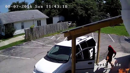 Il jette un cocktail molotov sur un magasin et se rate complètement