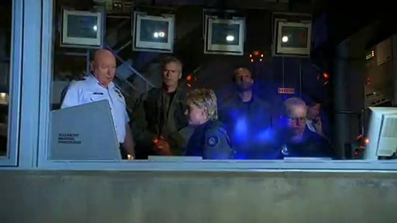 Stargate Sg-1 S05E20 The Sentinel