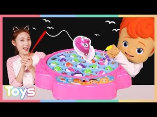 무시무시한 벌칙과 선물이 숨겨진 복불복 캐리 아쿠아 낚시 장난감 놀이ㅣ캐리와장난감친구들