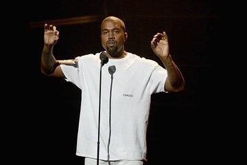 Kanye West Apologizes for Slavery Comments