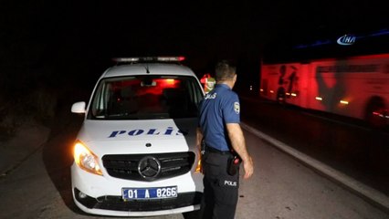 Ağaca çarpan hafif ticari araç takla attı: 1 yaralı