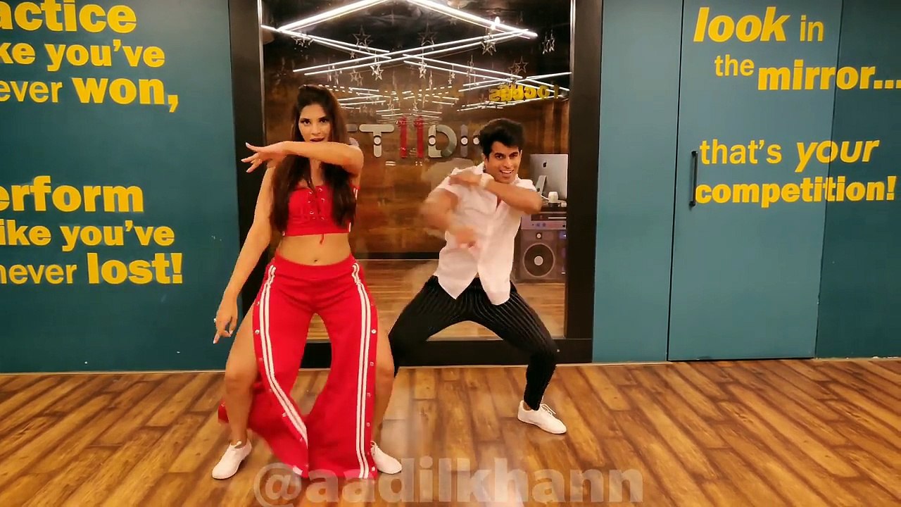DILBAR - Satyameva Jayate - Nora Fatehi - ft.Pooja Narang - Aadil Khan Choreography -