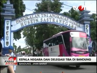Warga Bandung Sambut Kedatangan Delegasi KAA 2015