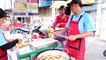 Đi ăn Chuối Chiên Dài Nhất Sài Gòn siêu ngon/ Vietnamese Fried Banana Cakes | Viet Nam | Review