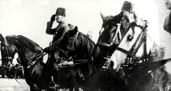 TSK'nın Zafer Bayramı İçin Yayınladığı 'Büyük Zafer' Klibi Sosyal Medyada Büyük Beğeni Topladı