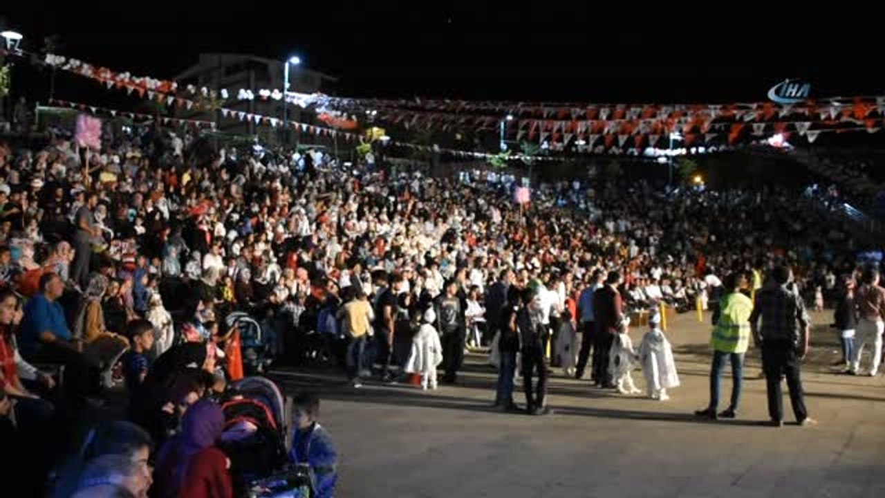 Muş Belediyesi'nin Sünnet Şöleni Renkli Görüntülere Sahne Oldu