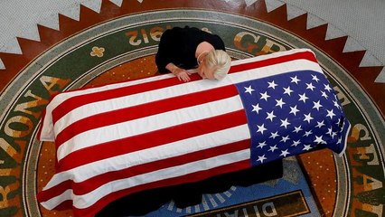 Usa: Arizona, omaggio a Mccain