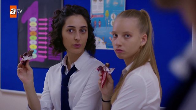 Songül’e aşık olan Mert! - Kırgın Çiçekler 54.Bölüm