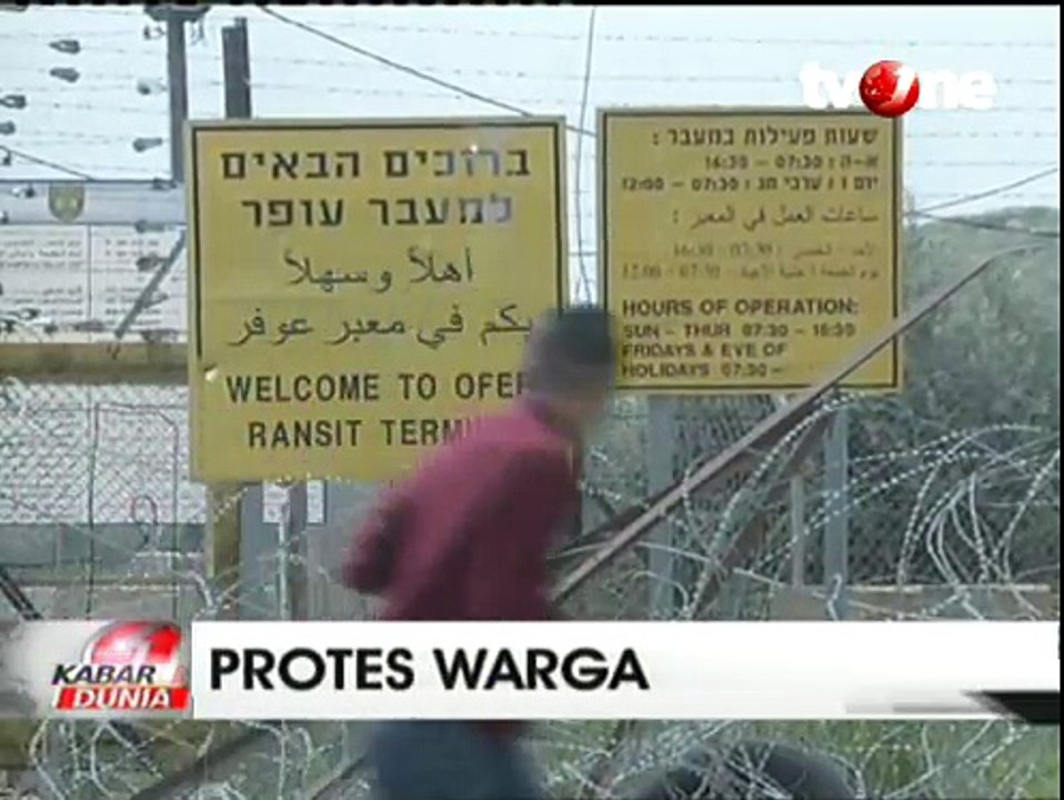 Ratusan Warga Palestina Bentrok dengan Tentara Israel