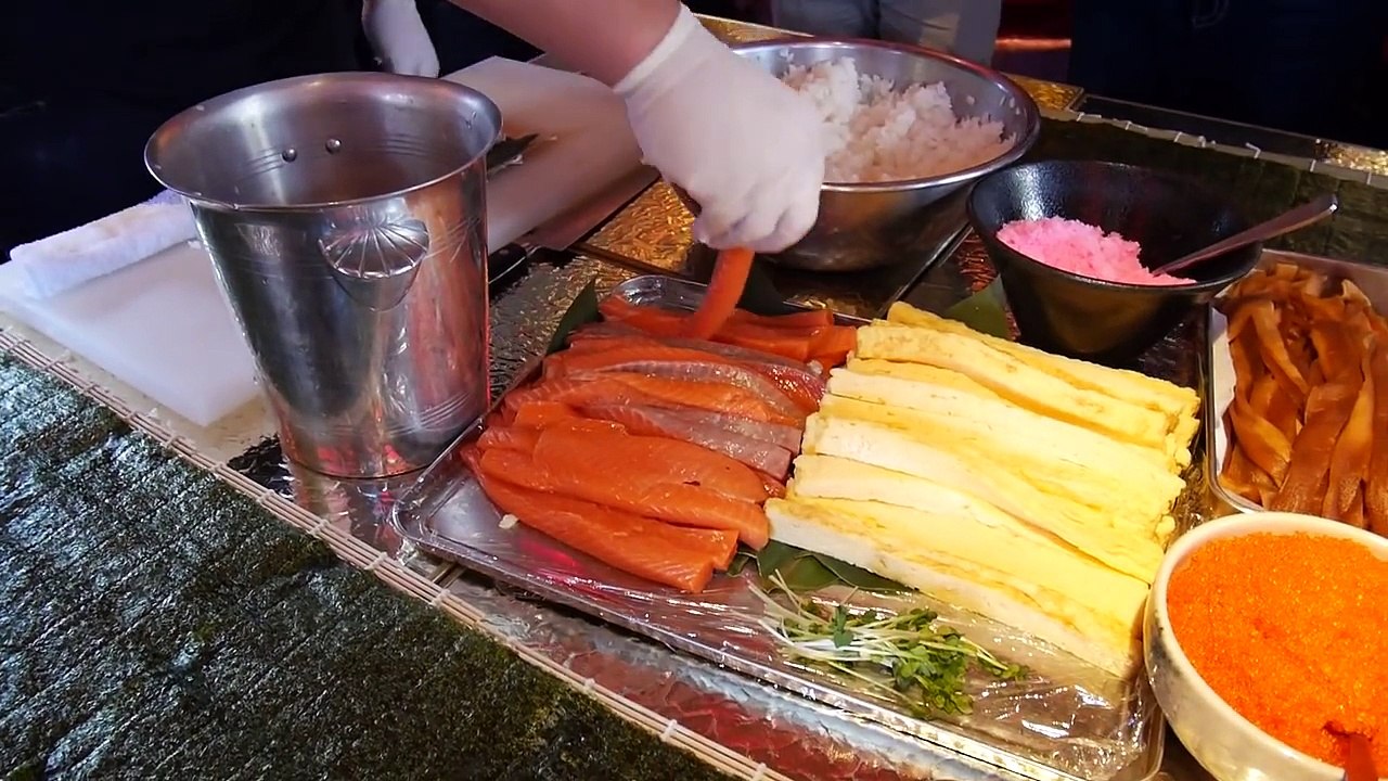 2016mm SUSHI & Turtle Ramen!   KimDao in JAPAN