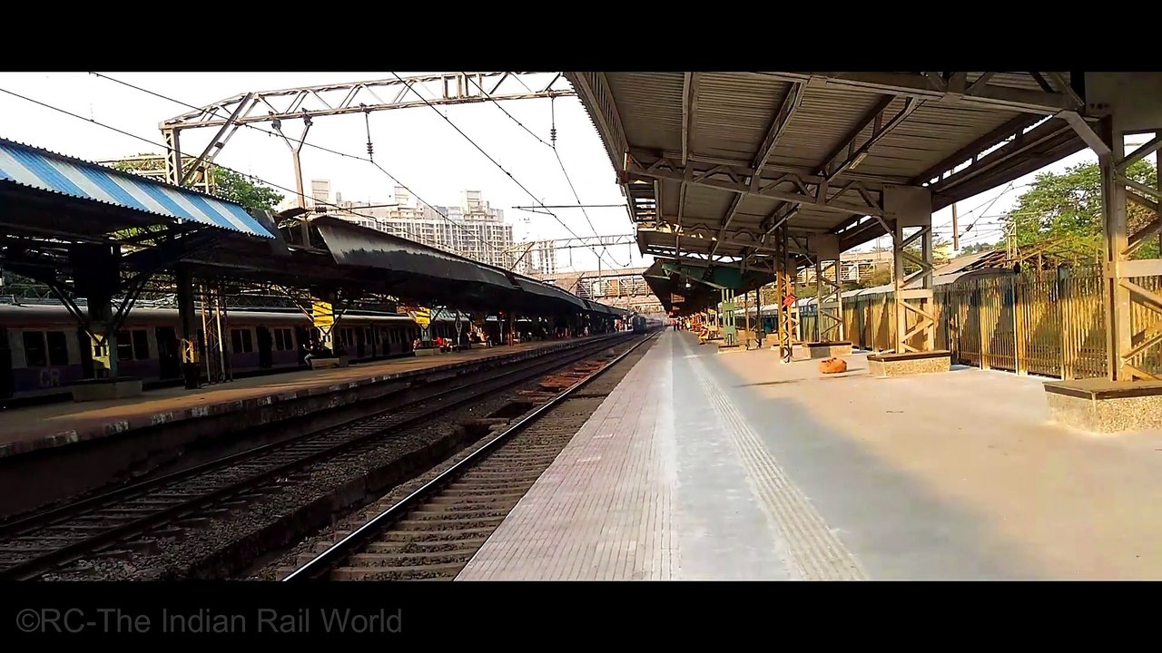 Rare WCAM-3(6P) vs WCAM-3 | 11023 Sahyadri Express vs 12123 Deccan Queen | Indian train