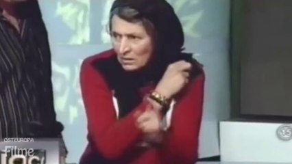 Vom Dämon besessenes Frau live im Fernsehen