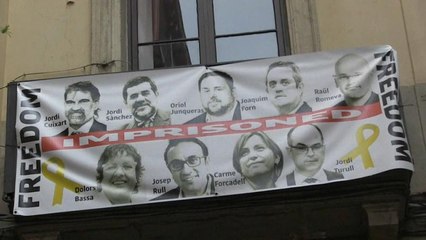 Se recrudece la guerra de lazos amarillos en Cataluña