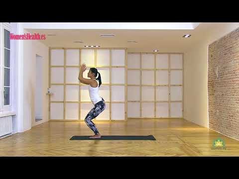 Sesión de yoga para evitar malas posturas