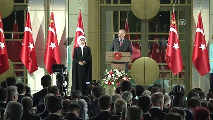 Cumhurbaşkanı Erdoğan: 'Türkiye'yi devletçiklerle karıştıranlara bu ülkenin binlerce yıllık tarihini hatırlatmak zorunda kalıyoruz' - ANKARA
