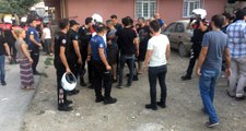 İstanbul'da Cezaevi Firarisinin Yakınları Eve Gelen Polis Ekibine Saldırdı