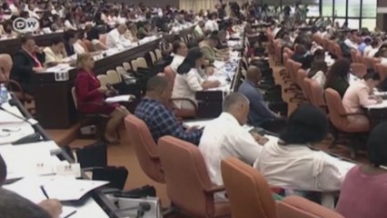 كوبا تعيد صياغة الدستور