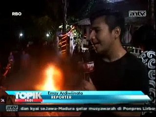 Aksi Debus, Seni Beladiri Tradisional yang Masih Dilestarikan