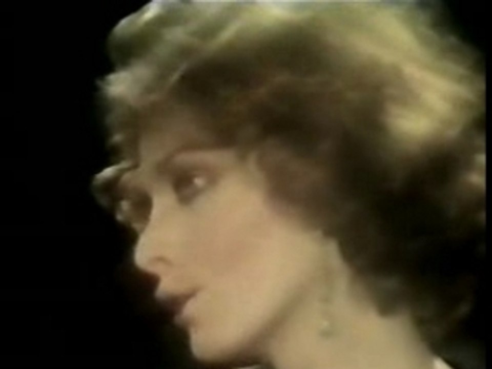 Marie Laforet - Il a neigé sur yesterday