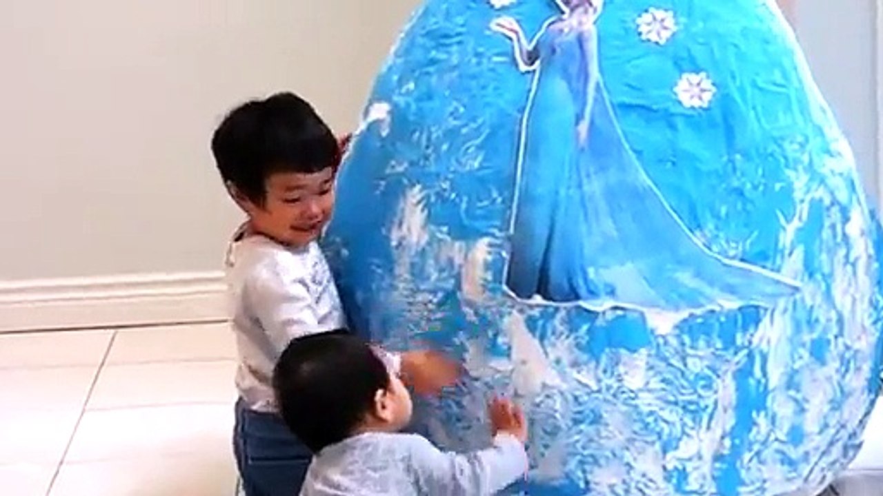 Giant SURPRISE Egg Frozen Cute Baby Kids Big Hug Biggest Surprise Egg Fun Play Time , Tv hd 2019 cinema comedy action
