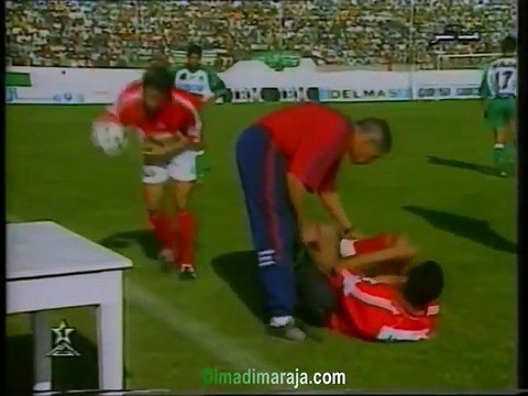 الشوط الاول مباراة الرجاء الرياضي و الاهلي المصري 1-1 دوري ابطال افريقيا 1999