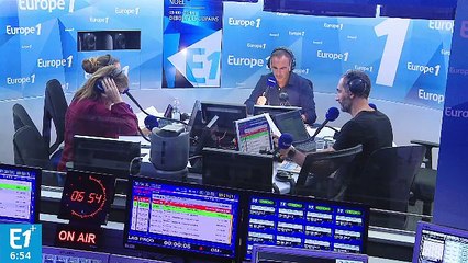 Скачать видео: Matinale de Nikos Aliagas : un vent de changement souffle sur Europe 1