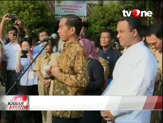 Jokowi Tinjau UN di SMAN 2 Jakarta