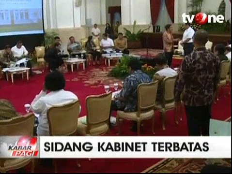 Presiden Jokowi Pimpin Sidang Kabinet di Istana Negara