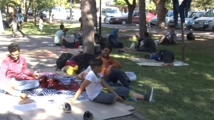 Savaştan Kaçarak Kayseri'ye Gelen Afgan Mültecilere Devlet Sahip Çıktı