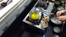 Churma Ladoo recipe in Hindi - चूरमा के लड्डू
