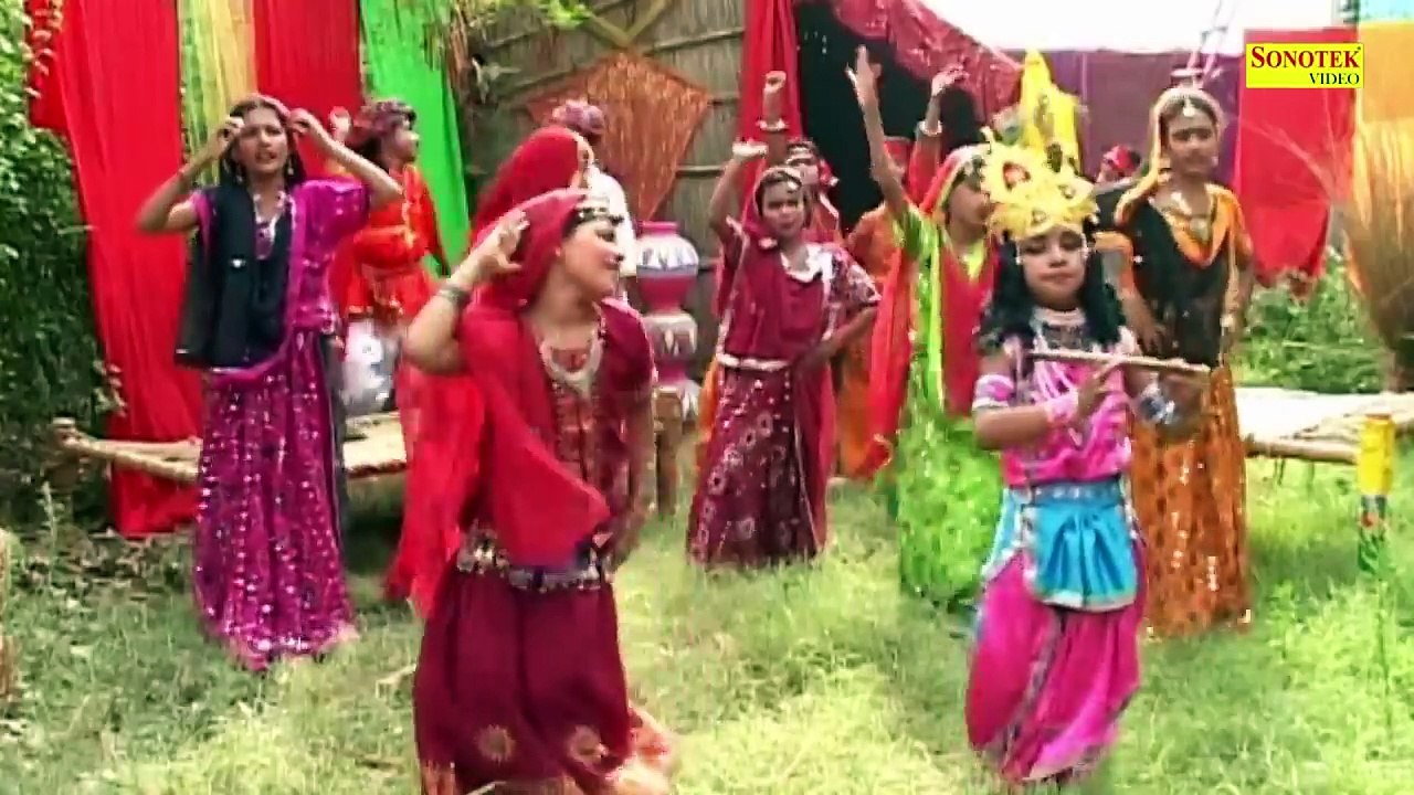 जन्मआष्ट्मी स्पेशल भजन : जन्में हैं कृष्ण कन्हाई गोकुल में बाजे बधाई | Most Popular Krishan Bhajan