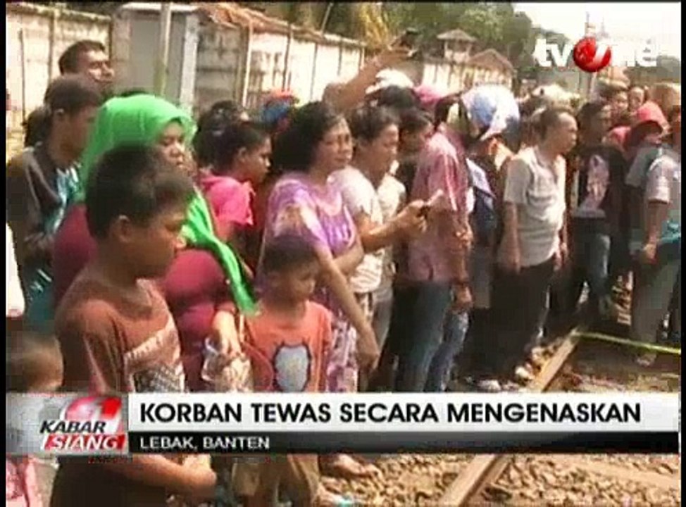 Penjual Gorengan Tewas Tertabrak Kereta Api