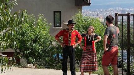 Vecinul își vinde casa - MIRCEA BRAVO