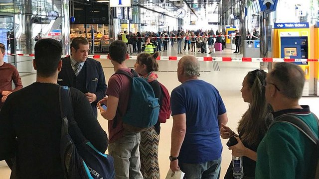 Amsterdam: tre persone ferite alla stazione centrale. La polizia arresta un sospetto