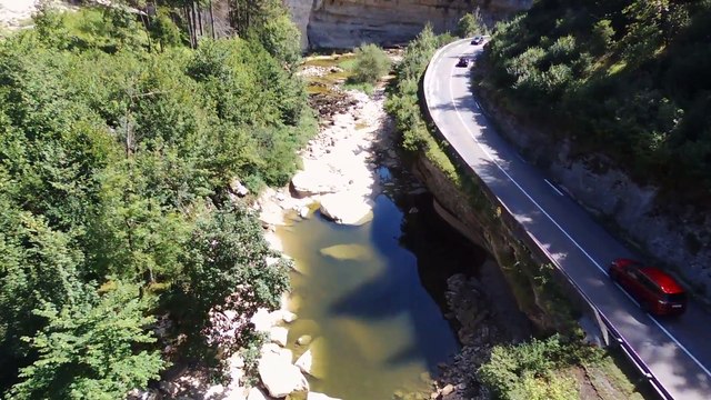 Défilé d'Entre-Roches - Gorges du Doubs