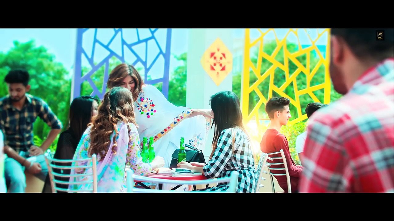 Aaja+Ni+Aaja+%7C+Guru+Randhawa+%7C+Gippy+Grewal+%7C+Kuwar+Virk+%7C+Binnu+Dhillon+%7C+Mar+Gaye+Oye+Loko