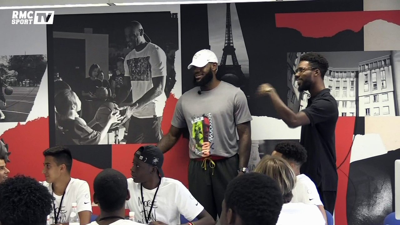 LeBron James ouvre une école à Bagnolet et fait rêver les enfants