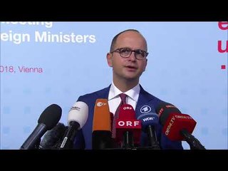 Скачать видео: Ora News - Bushati: Inkurajojmë vijimin e dialogut Kosovë-Serbi