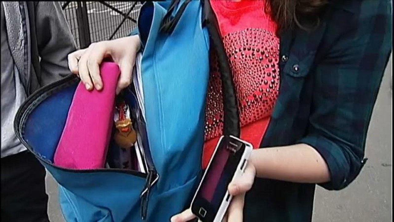 Back to school: cellulare sì o no a scuola?