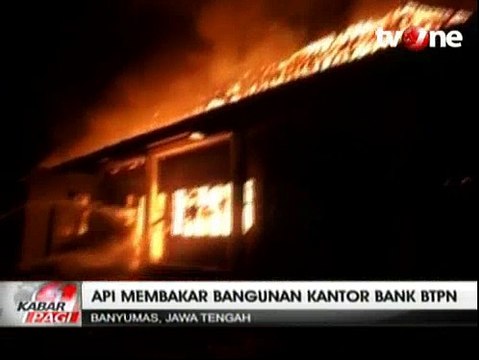 Kantor Bank Tabungan Pensiunan Nasional di Purwokerto Ludes Terbakar
