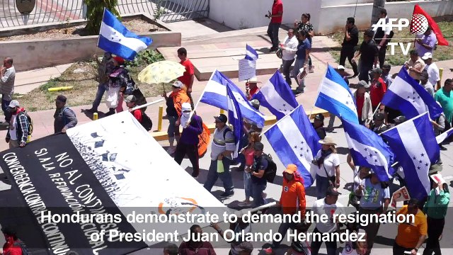Hondurans protest to demand president's resignation