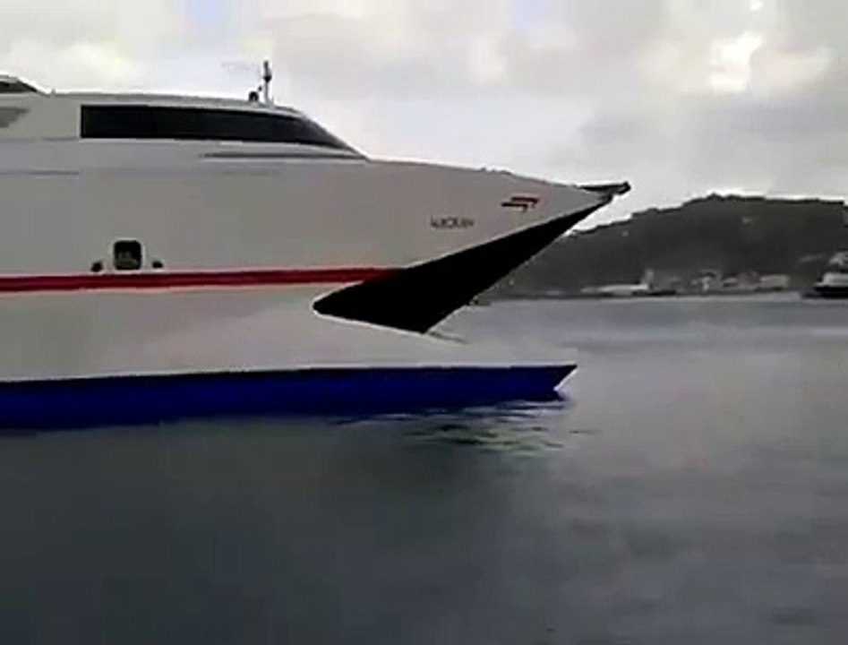 Quand un camion a le mal de mer - FAIL
