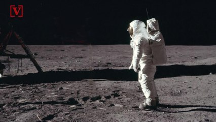 New Neil Armstrong Biopic 'First Man' Omits Planting American Flag on the Moon
