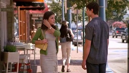Roswell S02E01   Skin And Bones