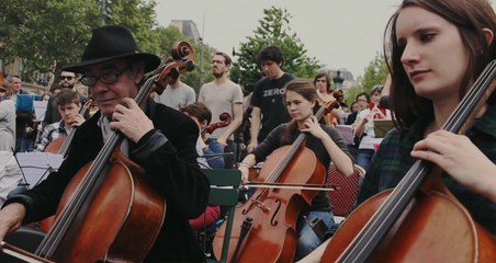 Place de la République, printemps 2016 Bande-annonce VF (2018) Documentaire